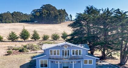 Coastal Breeze- Just north of BB, in a quite coastal community, great views