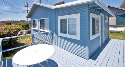 SIMPLICITY - Simple says it all, in town, nice views.