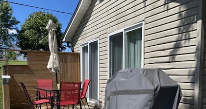 Westport Ontario - Upper Rideau Getaway -Lakefront