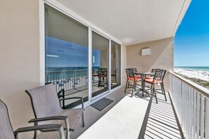 Outdoor dining - 2 King Beds~ Gulf Front~ FIVE Pools~ H2O Grill~ Majestic Beach Towers 1-407 (Panama City Beach)