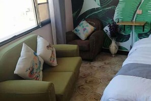 Room - Nianlun Theme Hotel (Ninglang)