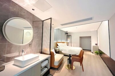 Zhicheng Select Hotel (Yongzhou Vocational and Technical School)