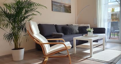 Vacation near Oldenburg and North Lake, garden, children, beach club, water skiing, golf