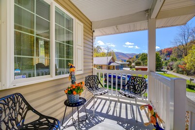 Laptop-Friendly Appalachian Mountain Retreat!