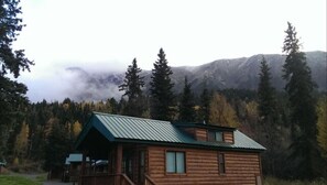 Exterior - Gwin's Lodge Poplar Chalet #1 (Cooper Landing)