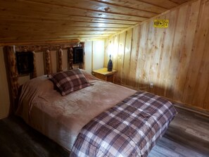 3 bedrooms, internet, bed sheets