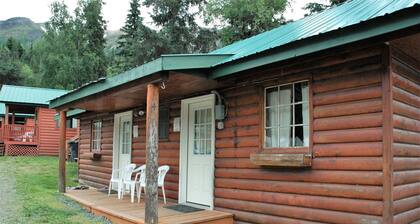 Gwin's Lodge Willow Cabin #5