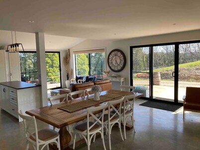 Peaceful Gippsland Farmhouse-Amazing privacy