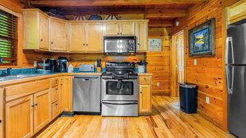 Frigorífic, microones, forn i placa de cuina