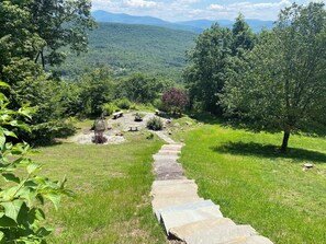 Property grounds - Amazing Mountain View’s from every room! Hot Tub/3 Fire pits & Game Rm (Windham)