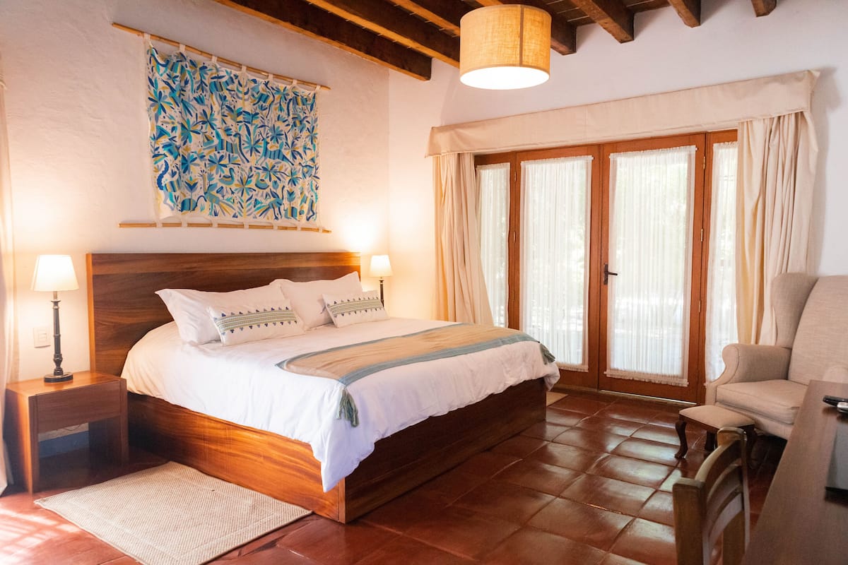 Comfort-Suite, 1 Schlafzimmer | Bettwäsche aus ägyptischer Baumwolle, hochwertige Bettwaren