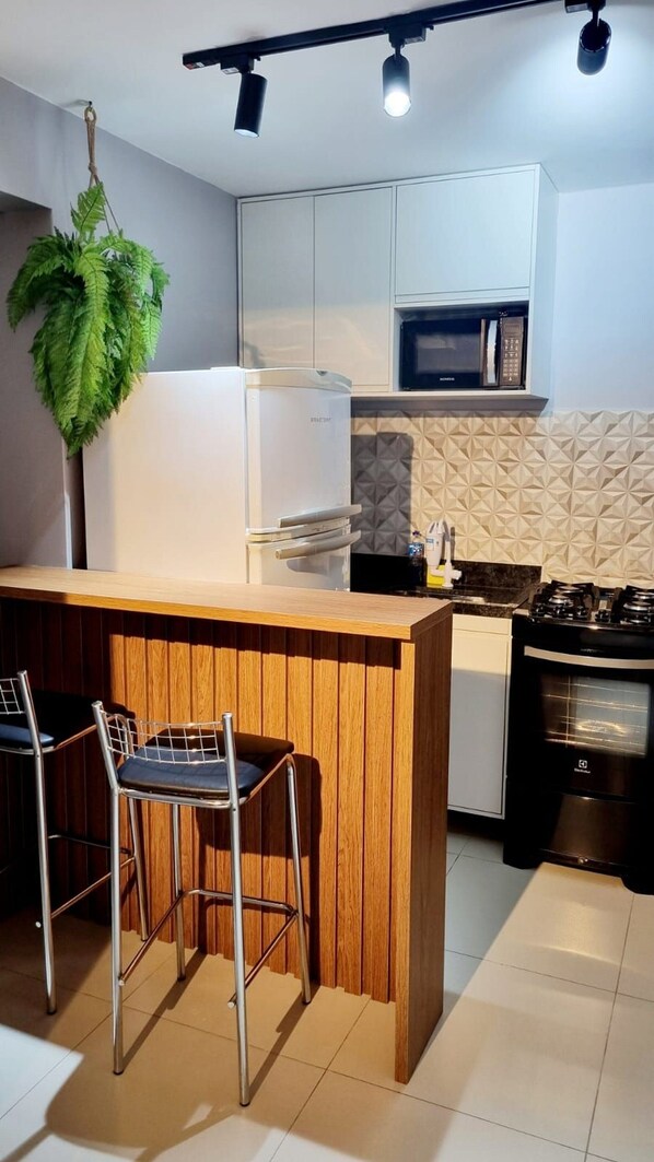 Apartment | Private kitchen | Microwave - SIQUEIRA CAMPOS (São Paulo)