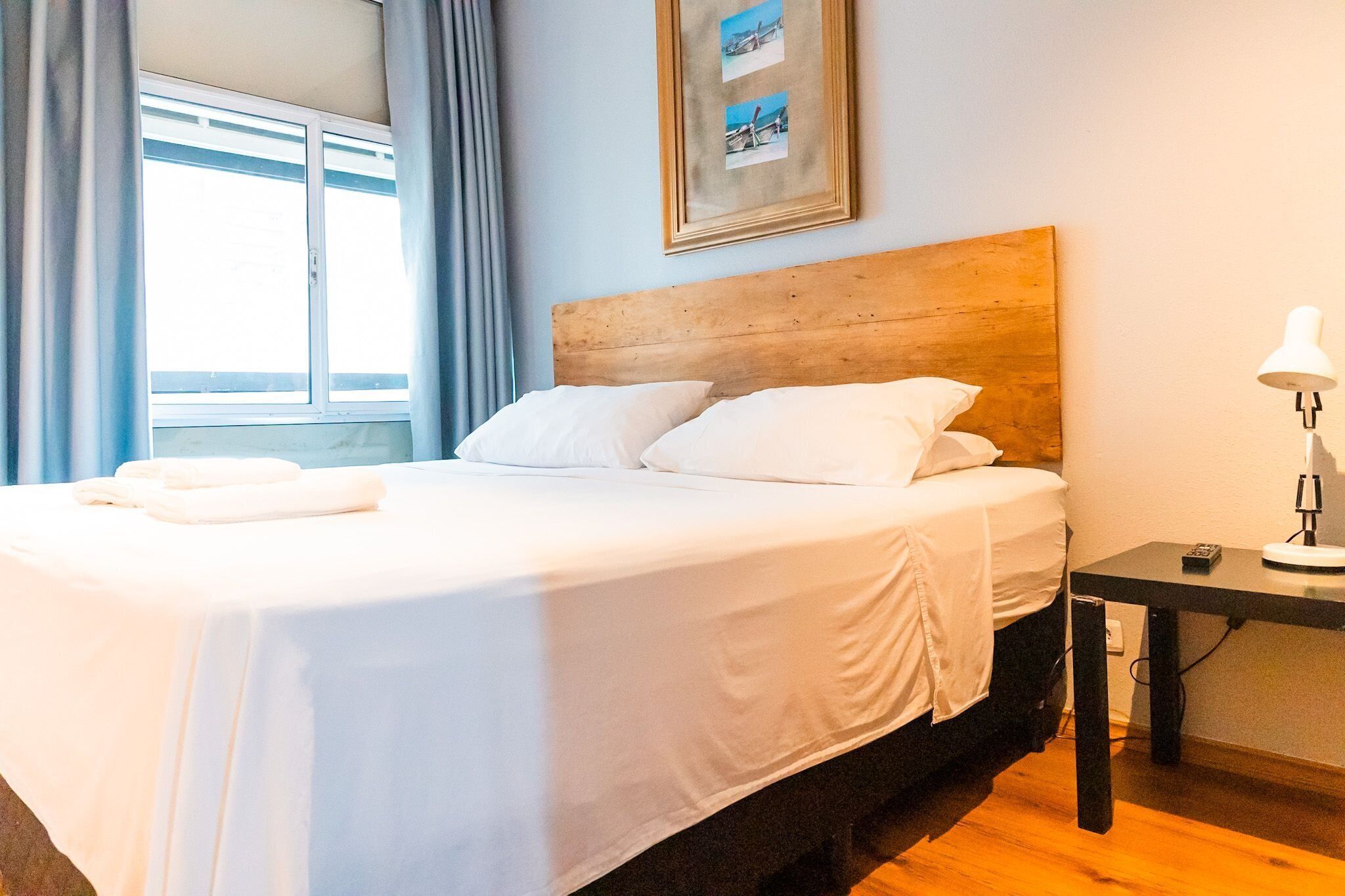 Appartement de base | Bureau, fer et planche à repasser, accès au Wi-Fi (inclus)