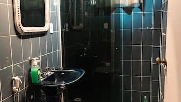 Business appartement | Badkamer | Gratis toiletartikelen