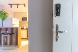 Apartment | Private kitchen | Microwave - SIQUEIRA CAMPOS (São Paulo)