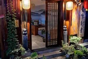 Ngoại thất