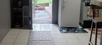 Lovely One Bedroom apartment with free parking.