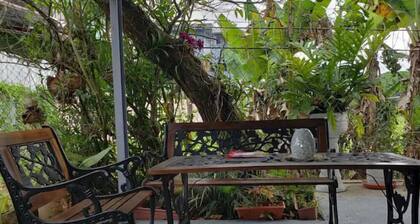 Lovely One Bedroom apartment with free parking.