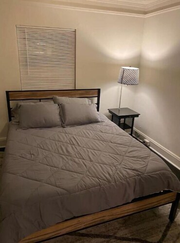 Quaint South Hills Charmer