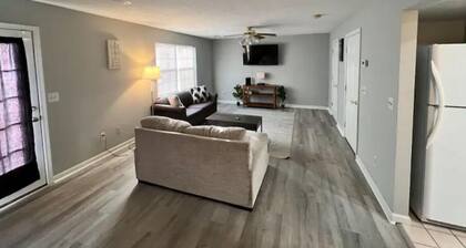 3 bed townhouse close to Casino!