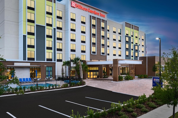 Hilton Garden Inn Millenia Near Universal Orlando Resort - Orlando