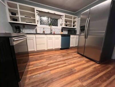 What a cute 2 bed room 1 bath home