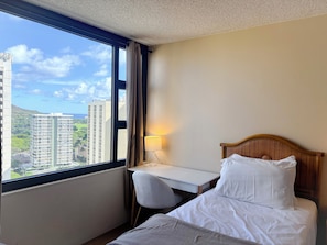 1 bedroom, desk, iron/ironing board, free WiFi