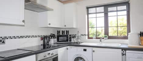 Cottage | Interior
