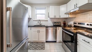 Apartment, 2 Queen Beds | Private kitchen - Charming Centrally 2 Bedroom in London, Ontario (London)