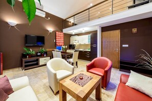 102 cmのテレビ (ケーブル放送視聴可)