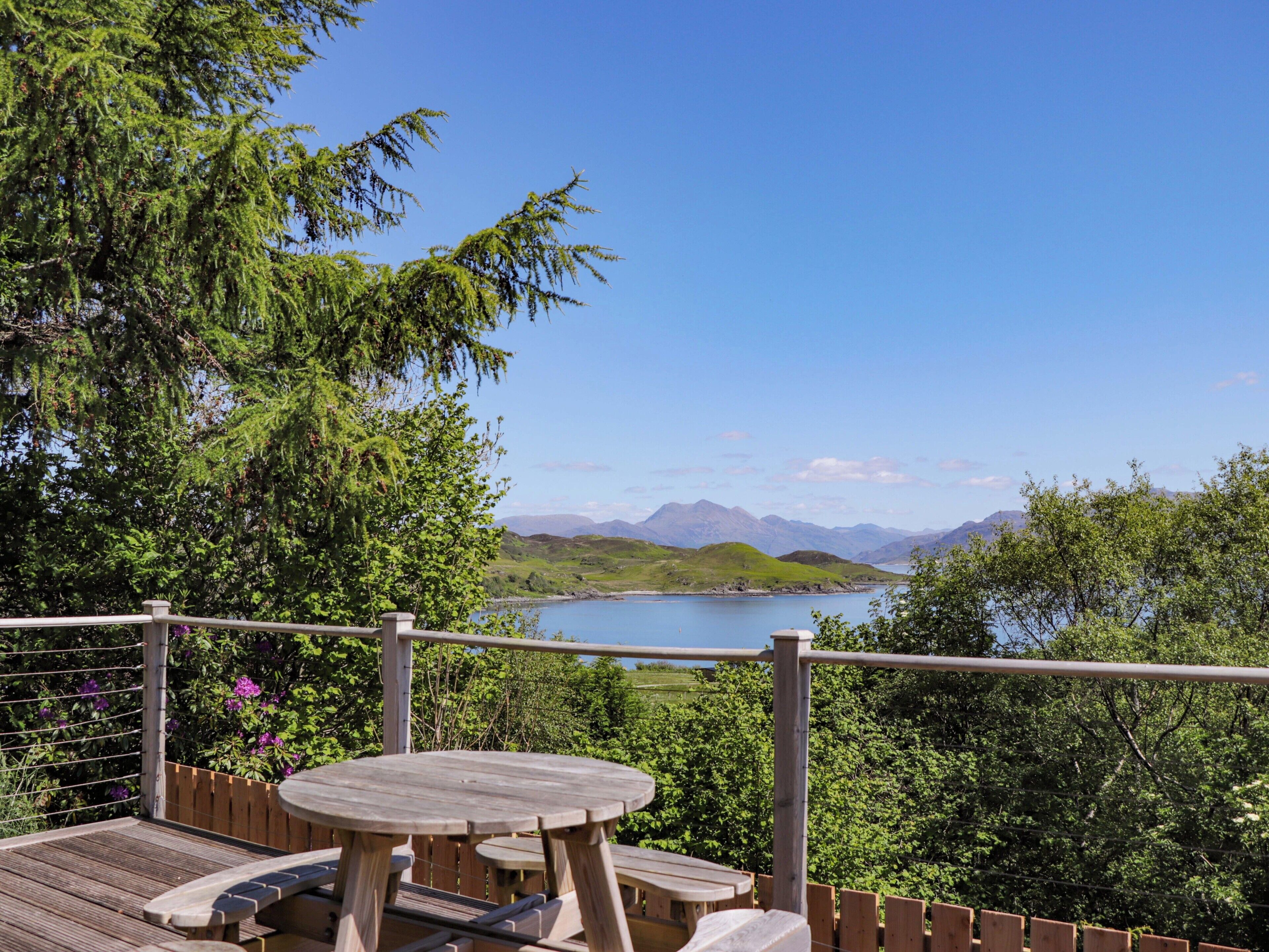 Cottage | Outdoor dining