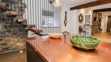 Cottage | Interior
