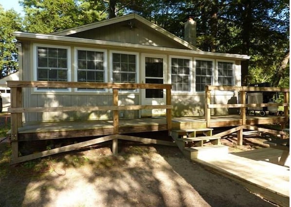 Exterior - Hidden Cove Camp (Oakland)