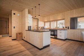 Fridge, dishwasher, coffee/tea maker, electric kettle