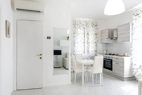 C004 - Camerano, new two-room apartment with air conditioning