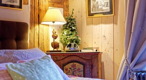 1 Schlafzimmer, Schreibtisch, Bügeleisen/Bügelbrett, Reisekinderbett