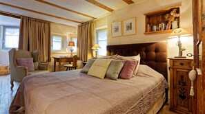 1 chambre, coffres-forts dans les chambres, bureau