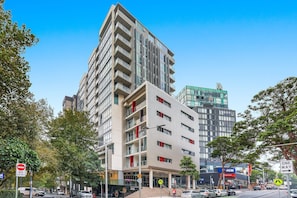 Exterior - The Alta Apartments by Urban Rest (Surry Hills)