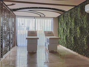 Salas de tratamientos para parejas, masajes con piedras calientes