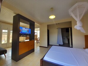 2 Schlafzimmer, BĂŒgeleisen/BĂŒgelbrett, kostenloses WLAN, BettwĂ€sche
