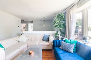 Fernseher, Kamin