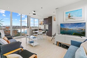 Apartment - Panoramic Bondi Views (Bondi)
