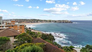 Apartment - Panoramic Bondi Views (Bondi)