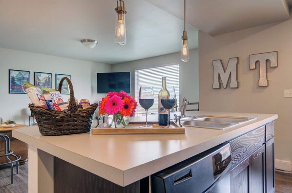 Fridge, microwave, oven, stovetop - King Bed Condo | Country Views | 5 Min From MSU (Bozeman)