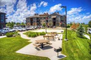 Exterior - Yellowstone Country | Mountain Views | Walk to MSU (Bozeman)