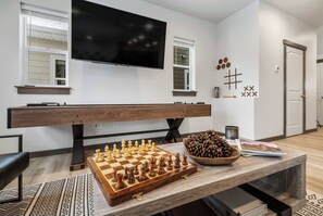 Interior - Downtown Duplex | Game Room | Mountain Music (Bozeman)
