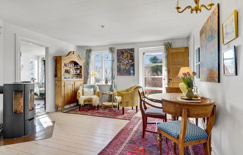 Beautiful home in Farsø with WiFi