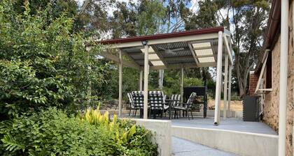 Old Barossa Valley Inn & Bakery-Entire Main House! (Walk to”Gather Round”)