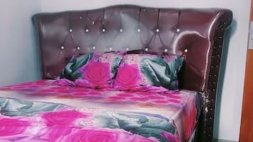 Villa familiar | 3 dormitorios, edredones de plumas, colchones Select Comfort