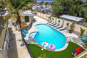 Outdoor pool, a heated pool